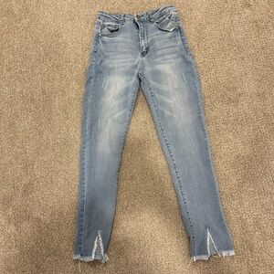 Blue Ankle Cropped Jeans with Split Hem